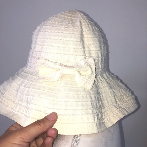 Bundle Of Two Bucket Style Hats Womens Vintage Polyester Red Cream - Picture 5 of 13